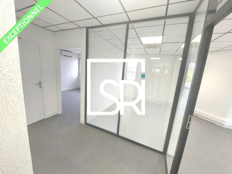 Office in Clermont-Ferrand for lease - Interior Photo - Image 3 of 20