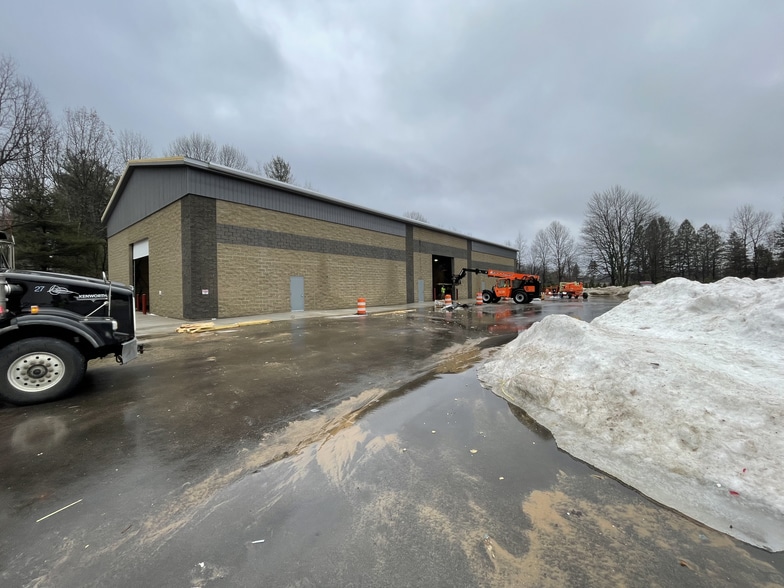 15700 Winans St, West Olive, MI for sale - Building Photo - Image 2 of 5