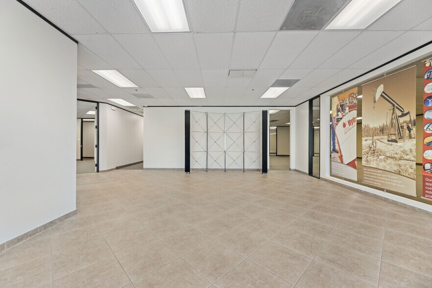 12920 Senlac Dr, Farmers Branch, TX à louer - Photo intérieure - Image 2 de 16