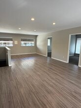 4702-4704 Tieton Dr, Yakima, WA for lease Interior Photo- Image 2 of 11