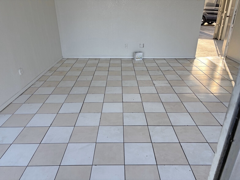 1700 N Harbor City Blvd, Melbourne, FL for sale - Building Photo - Image 2 of 9