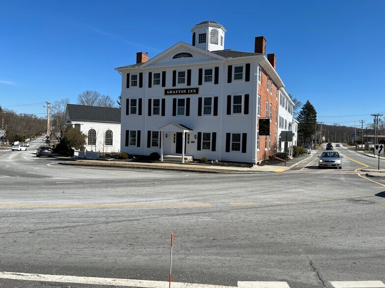 25 Grafton, Grafton, MA à vendre - Photo du bâtiment - Image 1 de 34