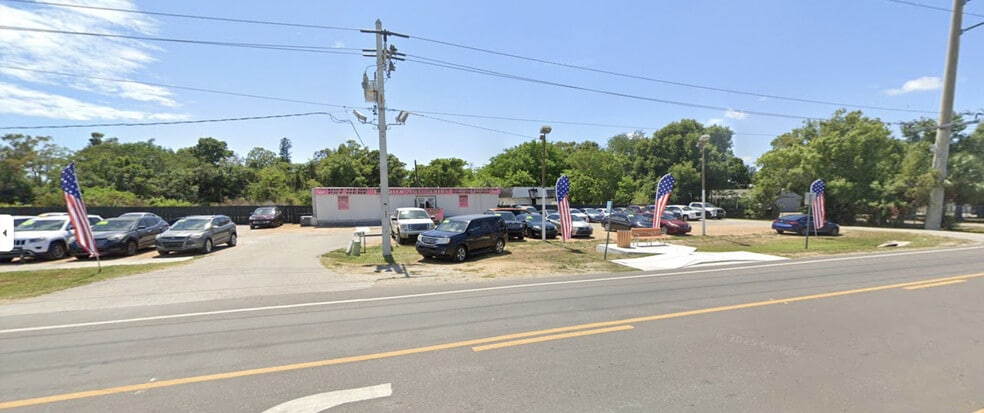 6210 15th St E, Bradenton, FL for sale - Building Photo - Image 2 of 6