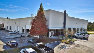 Plus de détails pour 3423 N Sam Houston Pky W, Houston, TX - Industriel à louer