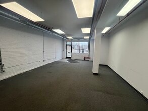 4320 N Elston Ave, Chicago, IL for lease Interior Photo- Image 2 of 7