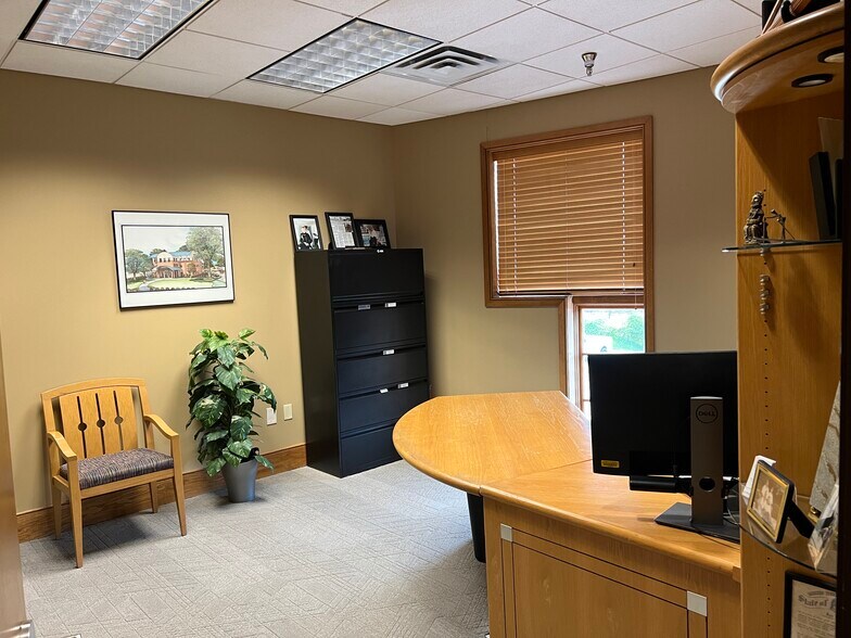 3101 Lake St, Lake Charles, LA à louer - Photo intérieure - Image 2 de 10