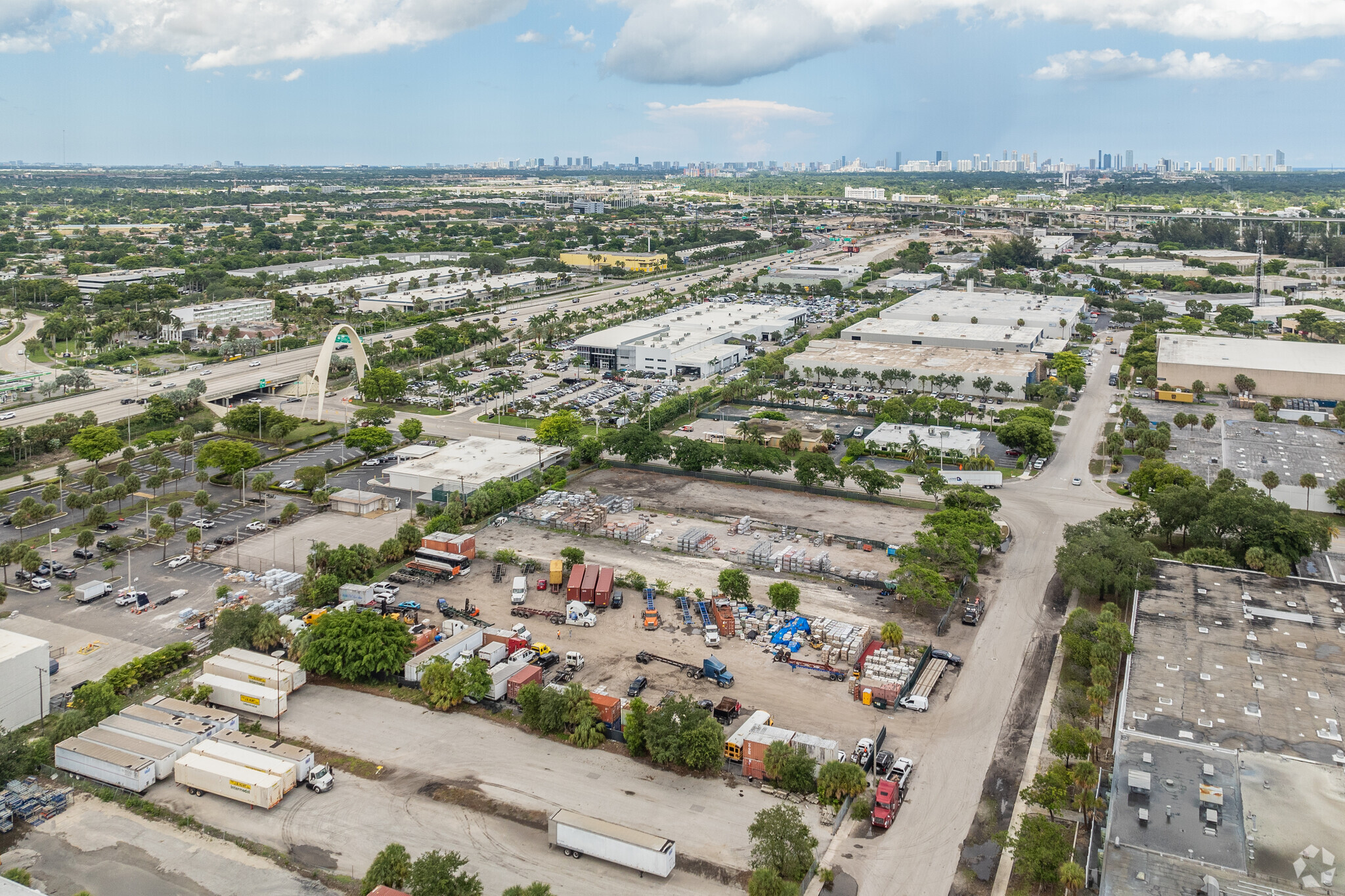 1400 NW 165th st, Miami Gardens, FL for lease Building Photo- Image 1 of 14