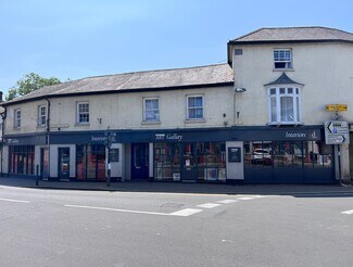Plus de détails pour 2-6 Bridge St, Fordingbridge - Commerce de détail à louer