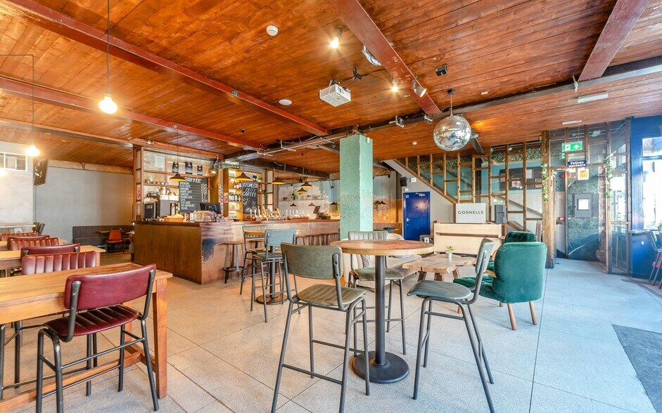 157-159 Rye Ln, London for sale - Interior Photo - Image 2 of 14