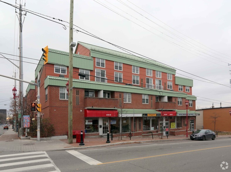 838 Somerset St, Ottawa, ON à louer - Photo principale - Image 1 de 13