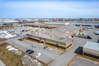 9900-9942 Ch de la Côte-de-Liesse, Montréal, QC - Aérien  Vue de la carte