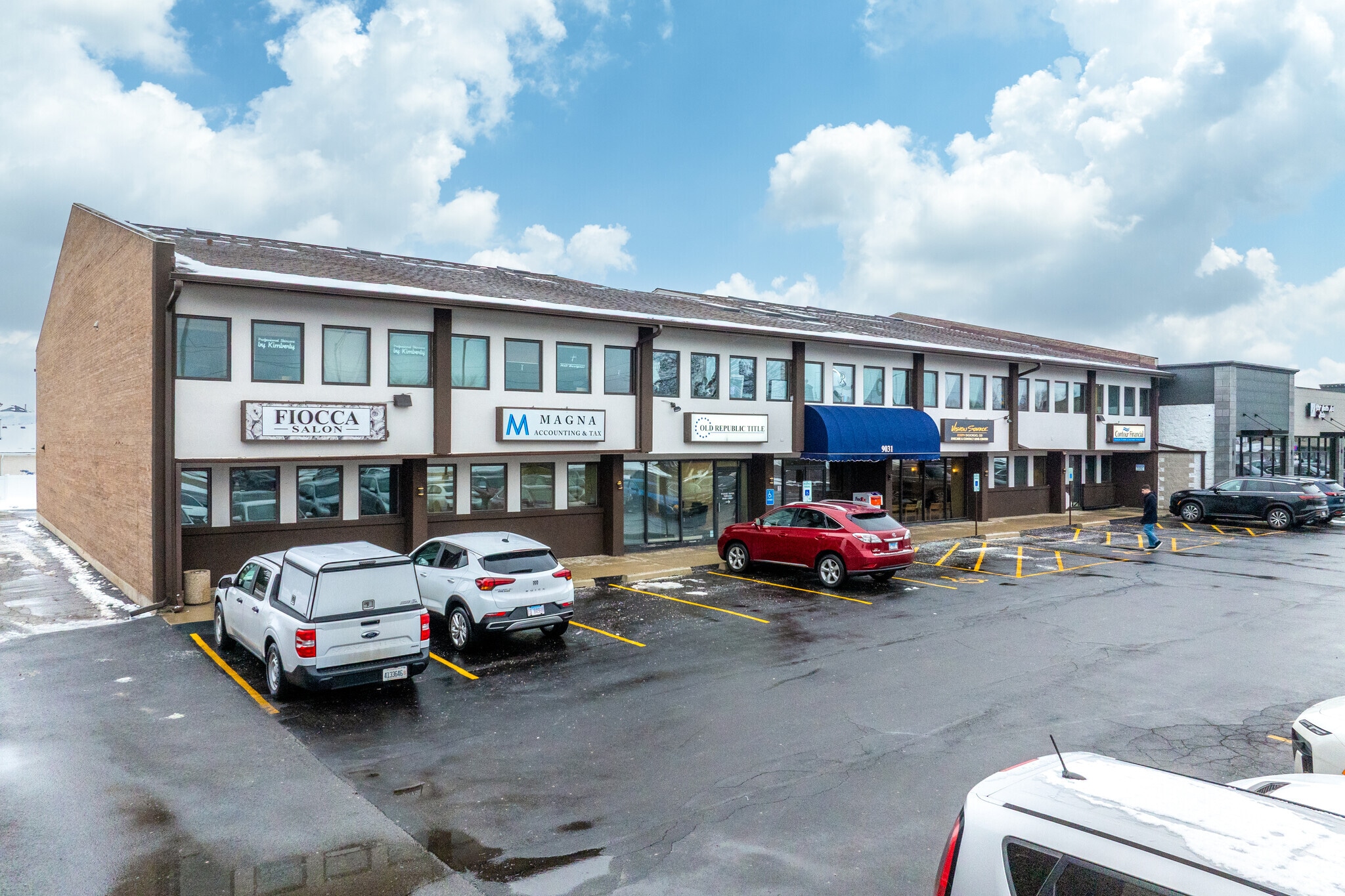 9031 W 151st St, Orland Park, IL for lease Primary Photo- Image 1 of 5