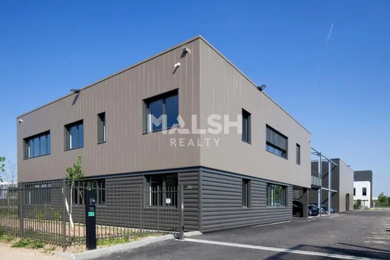 Flex in Saint-Priest for lease - Building Photo - Image 1 of 21