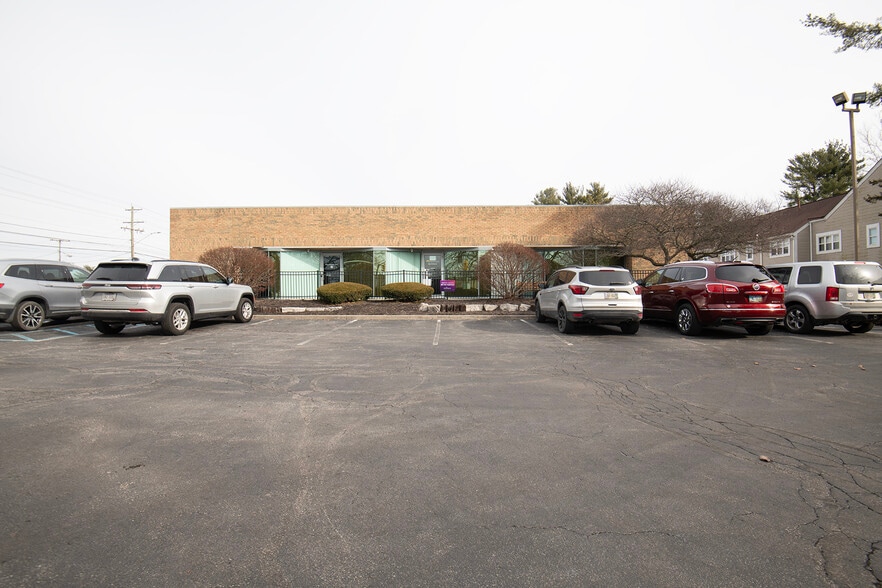 1435-1445 W Main St, Newark, OH à vendre - Photo du bâtiment - Image 3 de 5