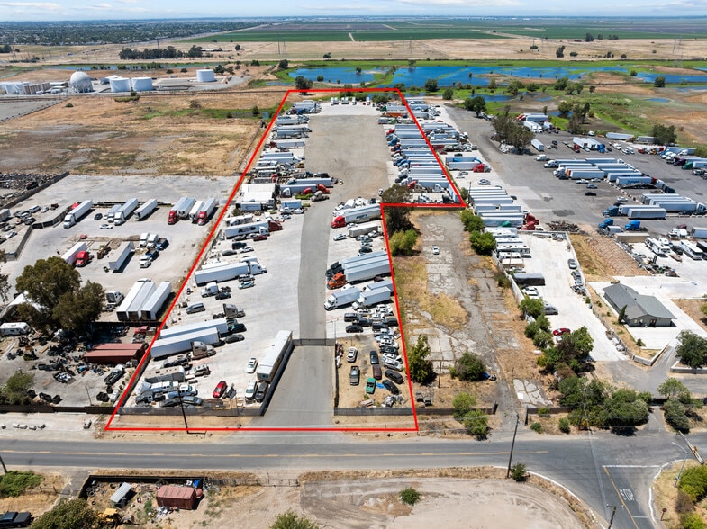6729 W 6th St, Rio Linda, CA à vendre - Photo du bâtiment - Image 2 de 8