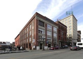 Plus de détails pour 15-17-27 Kearney Sq - Unit 1-2-C1 – Commerce de détail à vendre, Lowell, MA
