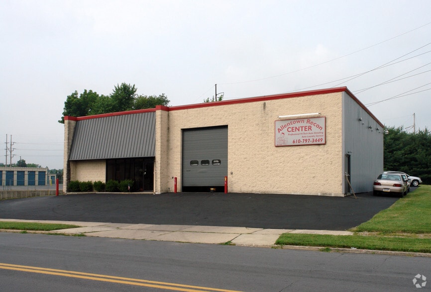2336 S 12th St, Allentown, PA à louer - Photo du bâtiment - Image 3 de 6