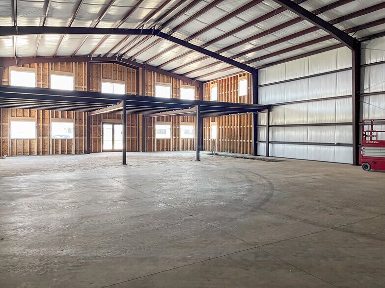 4201 County 1765 rd, Lubbock, TX à louer - Photo du bâtiment - Image 2 de 4