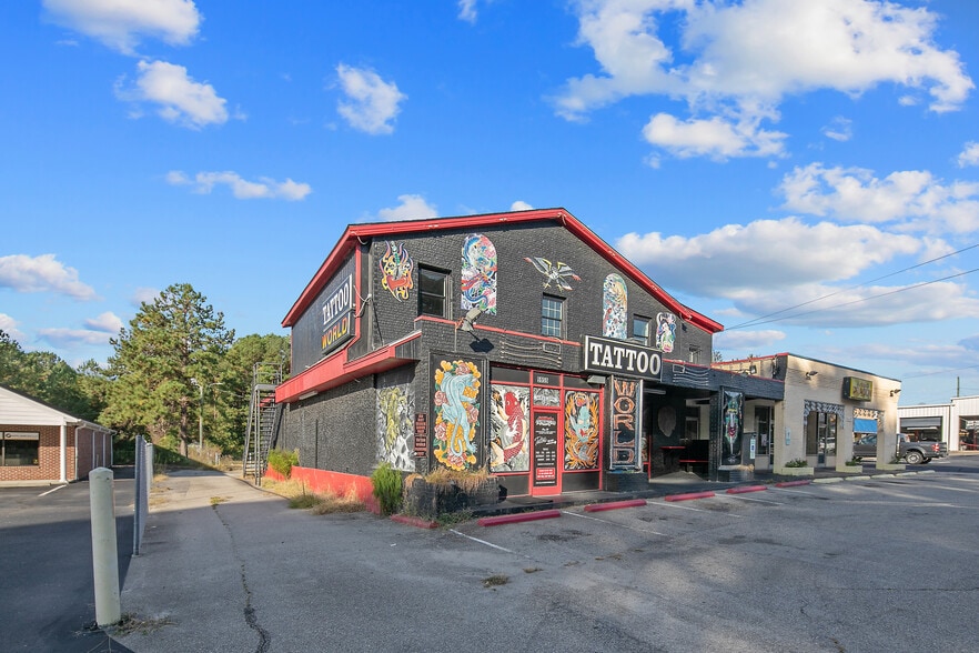 5955 Yadkin Rd, Fayetteville, NC for sale - Building Photo - Image 2 of 22