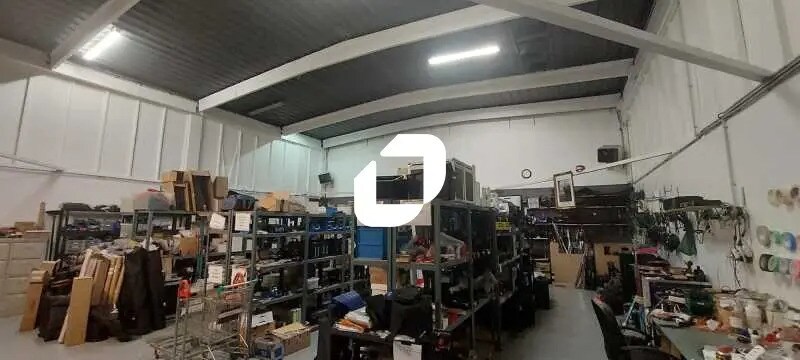 Office in Saint-Denis for lease - Interior Photo - Image 1 of 5