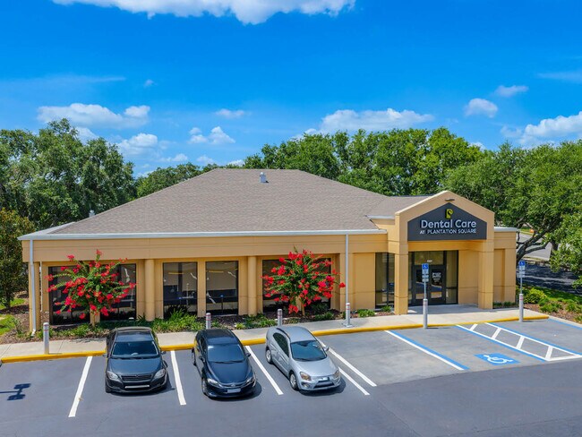 Plus de détails pour 5301 N Socrum Loop Rd, Lakeland, FL - Commerce de détail à vendre