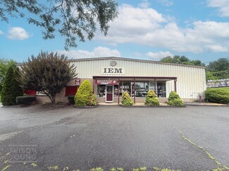 Plus de détails pour 85 Shelter Rock Rd, Danbury, CT - Industriel à vendre