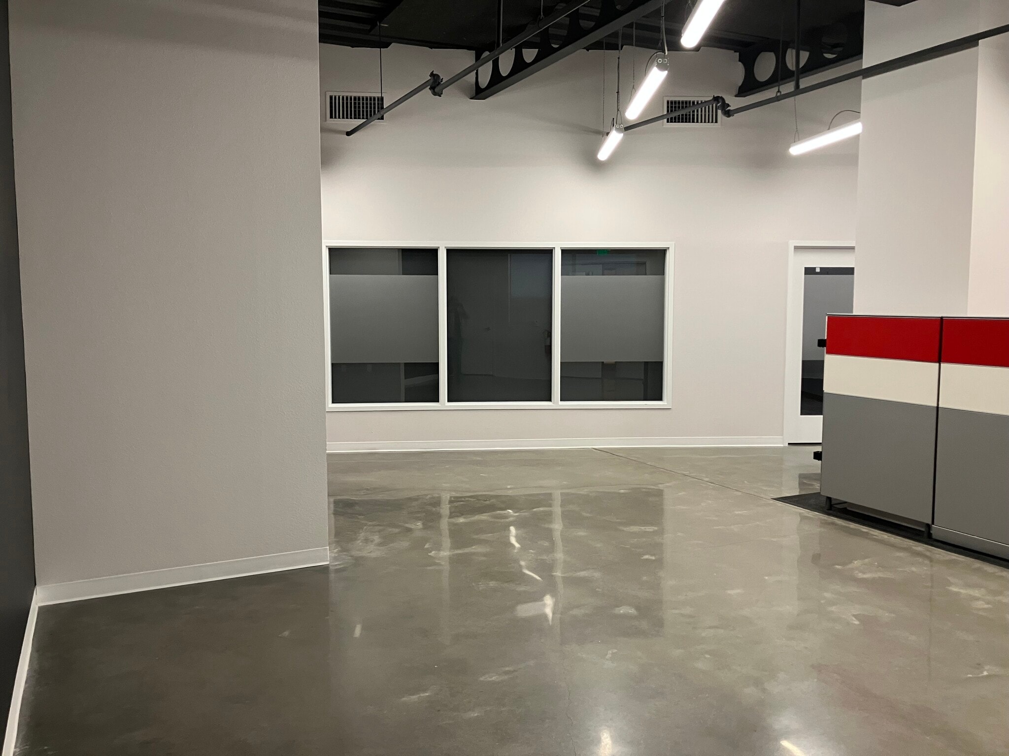 805 S Walton Blvd, Bentonville, AR for lease Interior Photo- Image 1 of 8