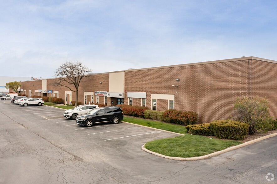 873-895 Cambridge Dr, Elk Grove Village, IL for lease - Primary Photo - Image 1 of 6