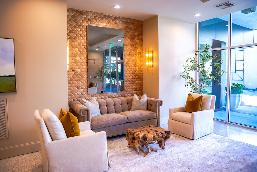 104 Maxwell Ave, Greenwood, SC à louer - Hall d’entrée - Image 2 de 13