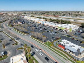 44410-44600 Valley Central Way, Lancaster, CA - AÉRIEN  Vue de la carte - Image1