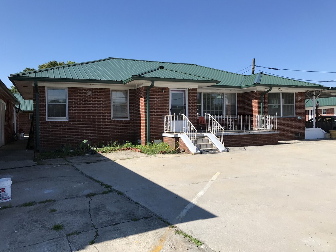 70 Felton Dr, Toccoa, GA for sale Primary Photo- Image 1 of 6