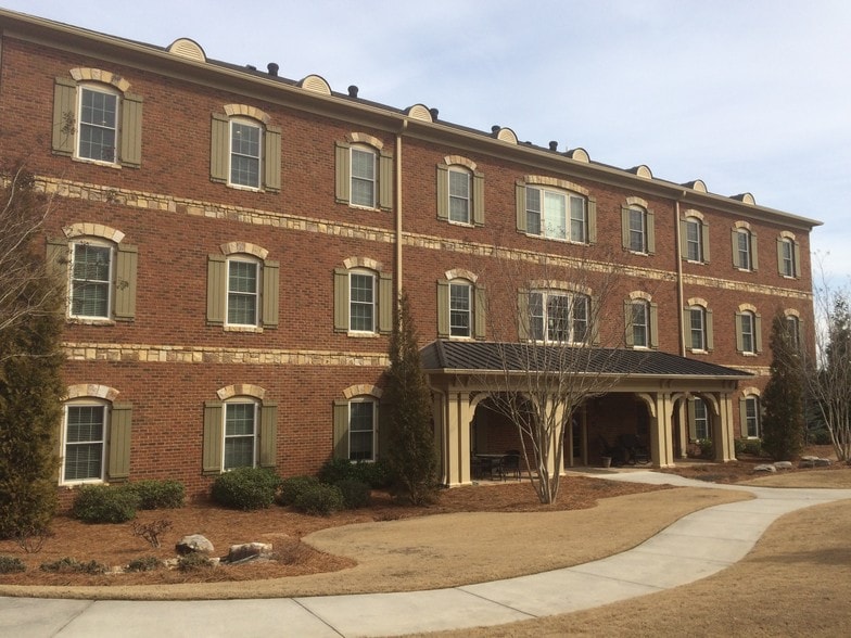 3662 Cedarcrest Rd, Acworth, GA for lease - Primary Photo - Image 1 of 9