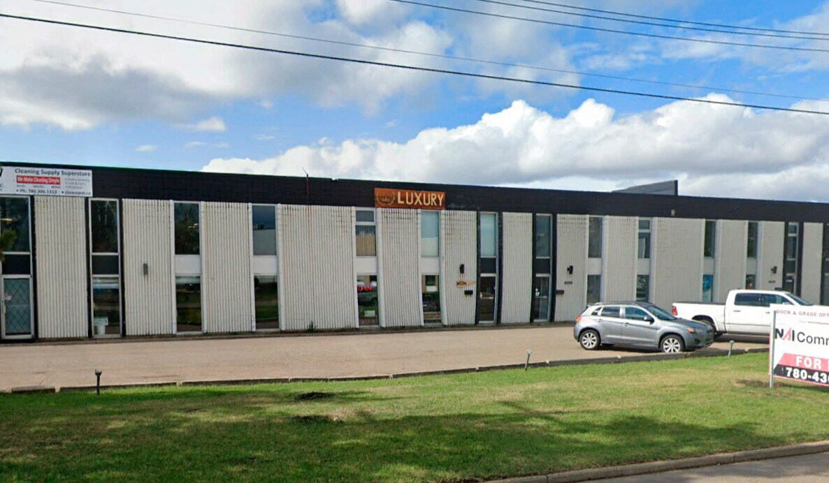 14207 128A Av NW, Edmonton, AB à louer Photo du bâtiment- Image 1 de 9