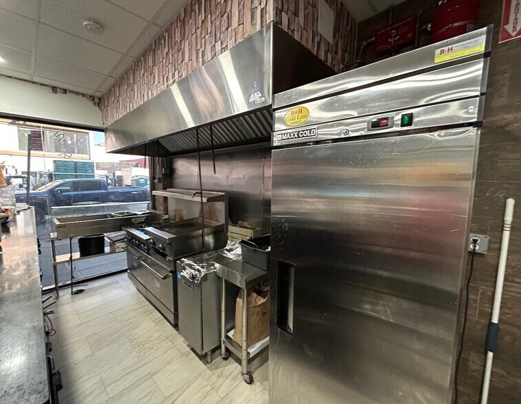 828 Rogers Ave, Brooklyn, NY à vendre - Photo du bâtiment - Image 1 de 1