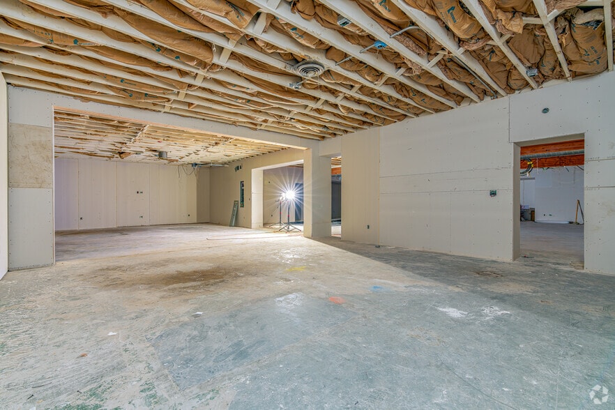 216-220 Riverside Ave, Roseville, CA for lease - Interior Photo - Image 3 of 17