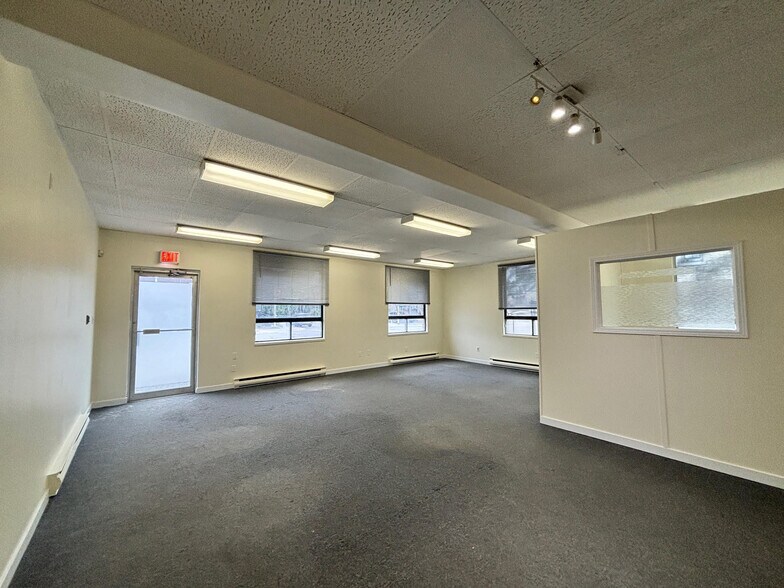 173 Dalhousie St, Ottawa, ON for lease - Interior Photo - Image 1 of 11