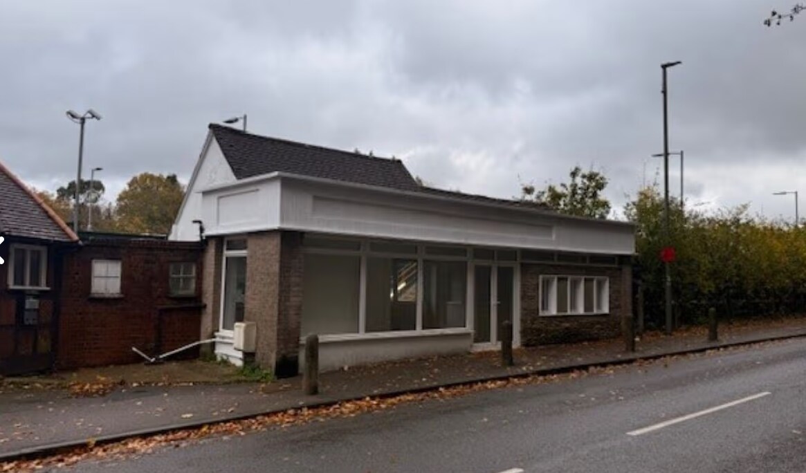 3 Station Approach St, Haslemere for lease Building Photo- Image 1 of 6