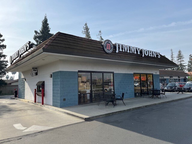 1400 Standiford Ave, Modesto, CA à louer - Photo du bâtiment - Image 2 de 3