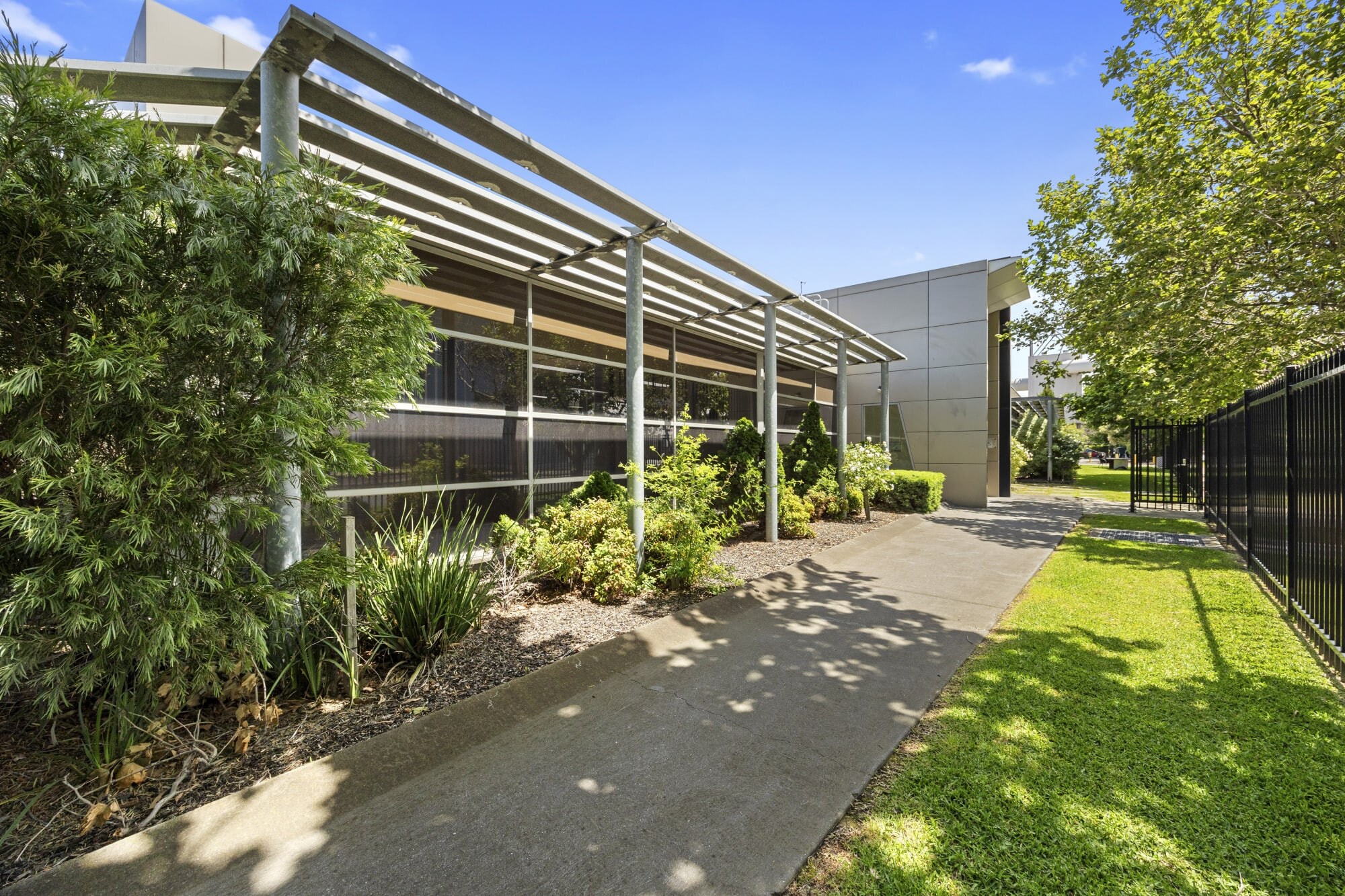 704-744 Lorimer St, Port Melbourne for lease Building Photo- Image 1 of 9