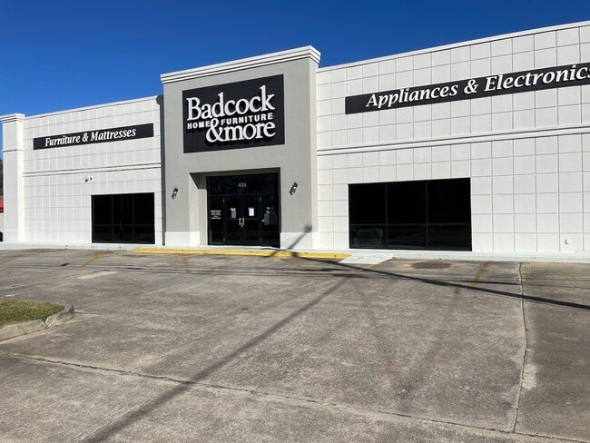 Plus de détails pour 435 S Main St, Swainsboro, GA - Commerce de détail à vendre