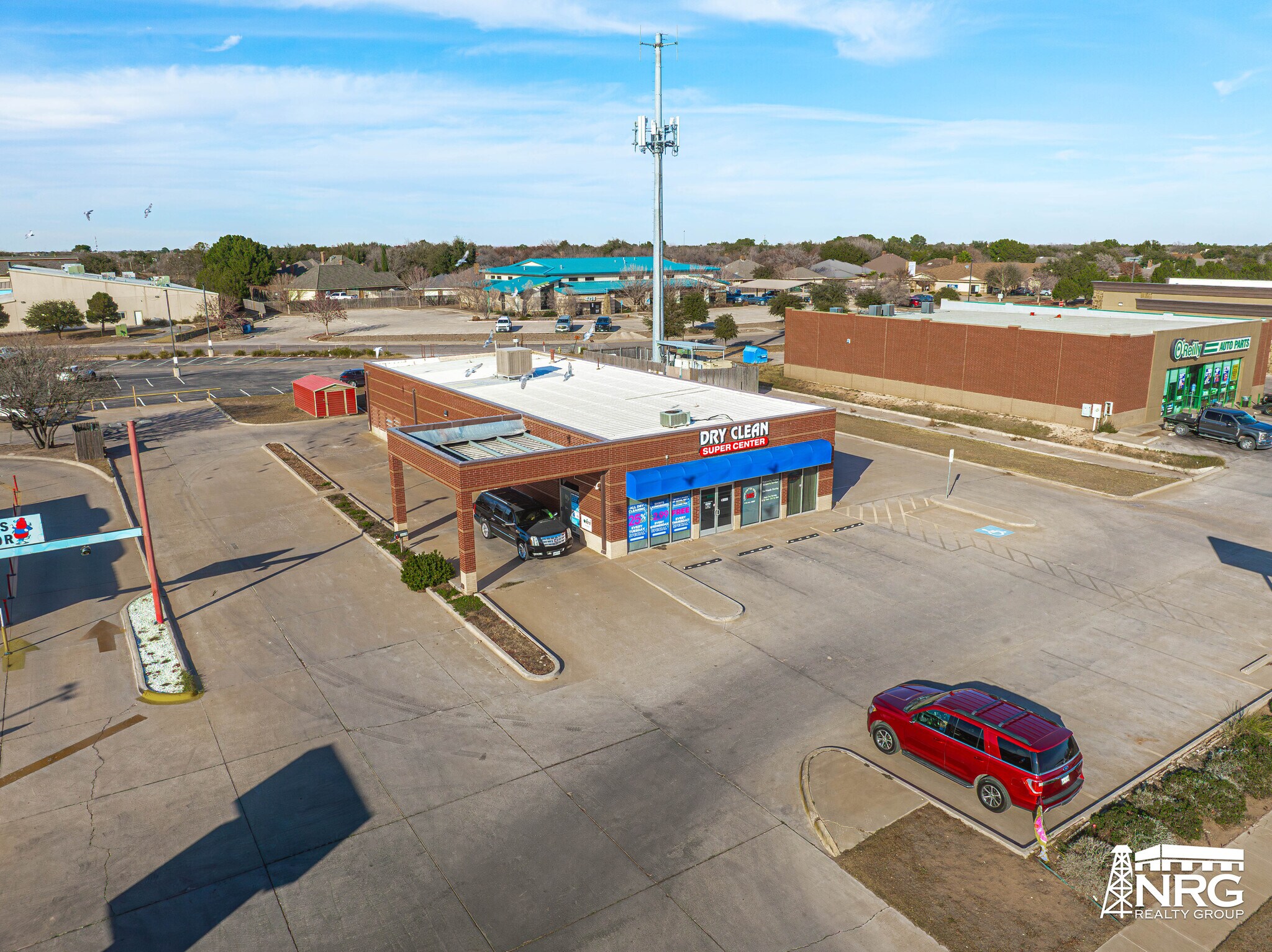 4218 W Wadley Ave, Midland, TX à vendre Photo du bâtiment- Image 1 de 11
