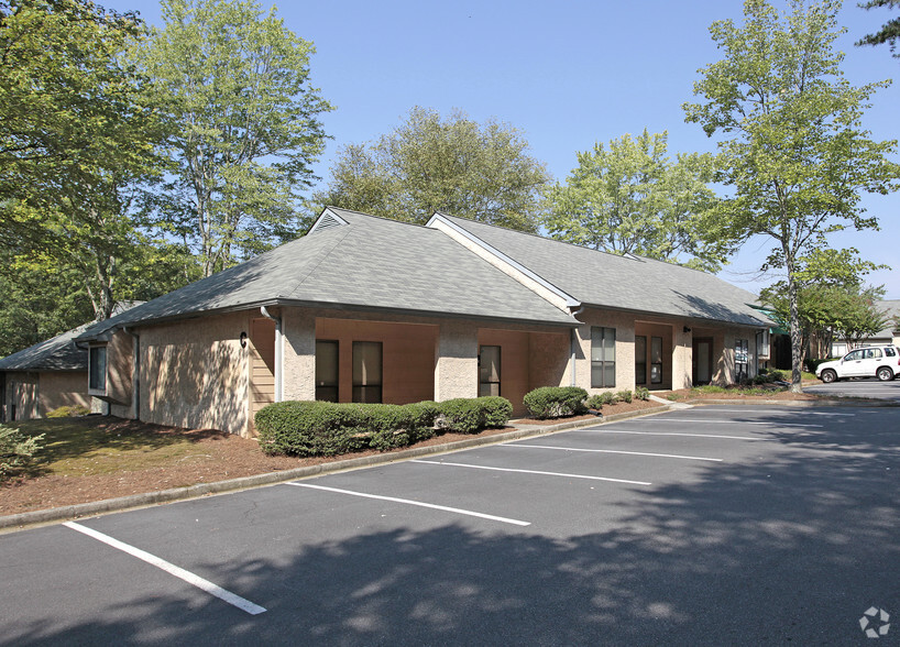 875 Old Roswell Rd, Suite C-200, Roswell, GA à vendre - Photo principale - Image 1 de 1