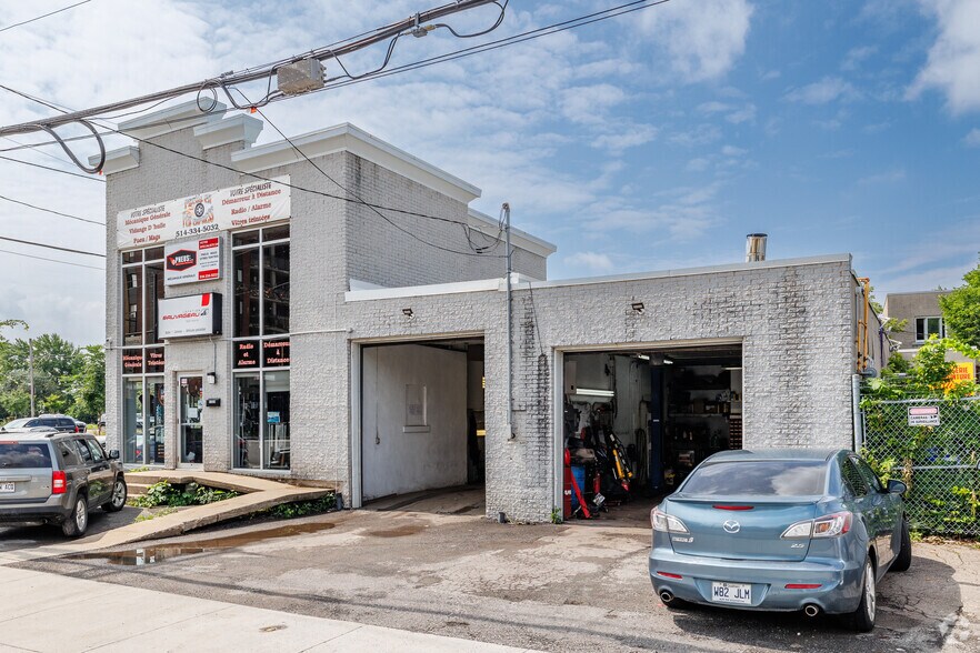 12004 Rue Lachapelle, Montréal, QC à vendre - Photo du bâtiment - Image 1 de 1