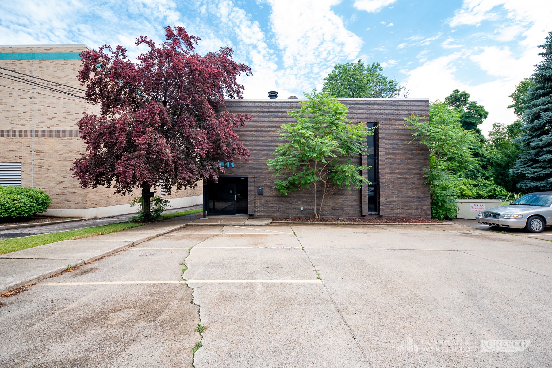 7311 Valley View Dr, Independence, OH for lease Building Photo- Image 1 of 8