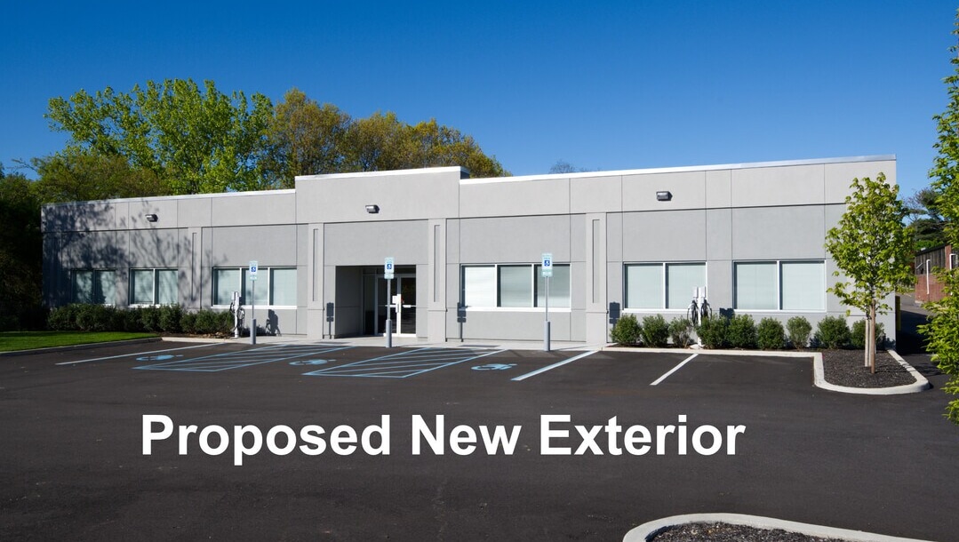 210 Express St, Plainview, NY à louer Photo principale- Image 1 de 4