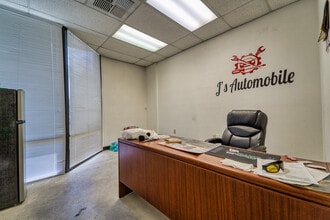 990 Klamath Ln, Yuba City, CA à louer Photo intérieure- Image 2 de 7