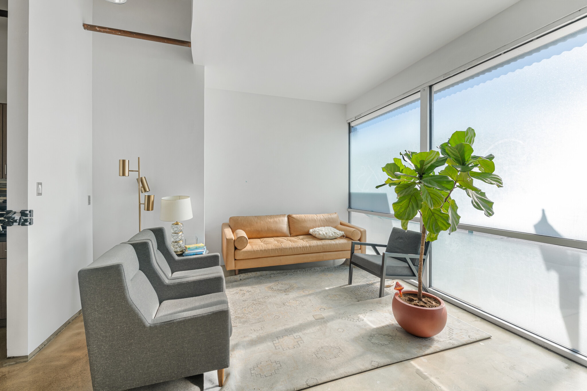 12211 W Washington Blvd, Los Angeles, CA for lease Interior Photo- Image 1 of 12