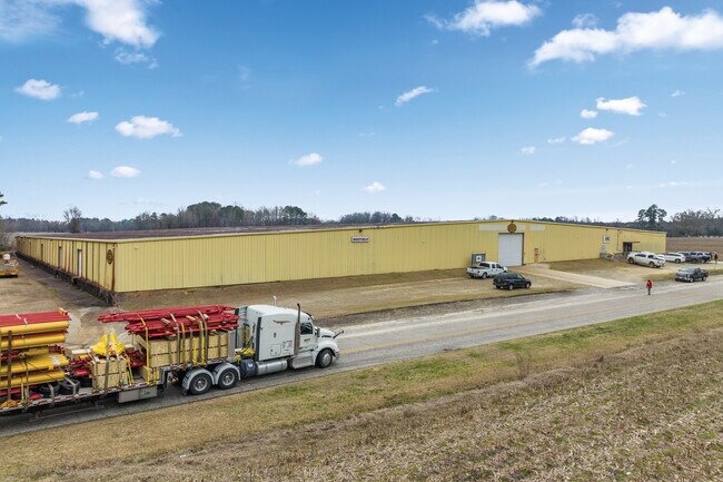 More details for 1010 Industrial Dr, Fairmont, NC - Industrial for Sale