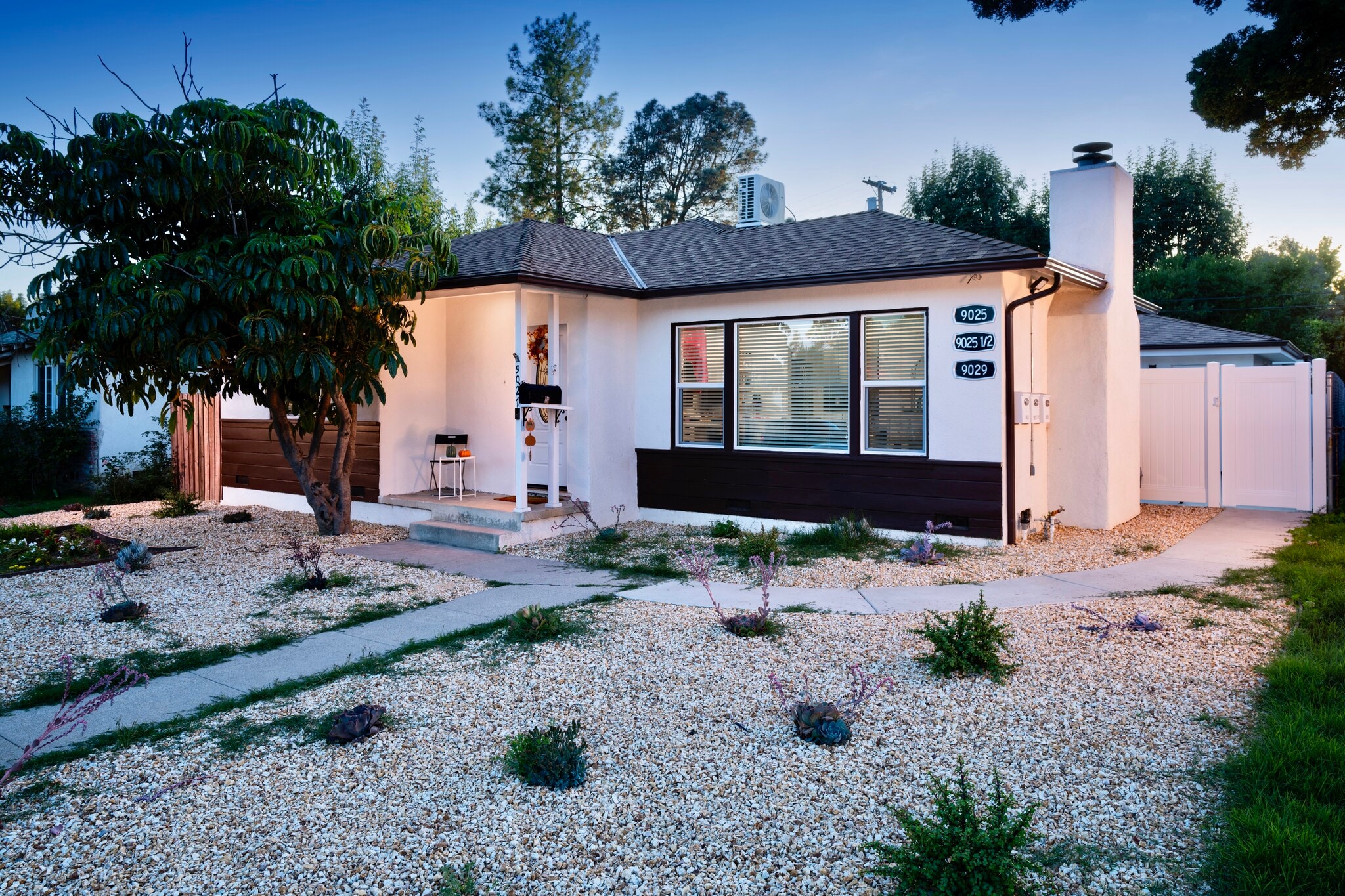 9027 Lindley Ave, Northridge, CA for sale Primary Photo- Image 1 of 12