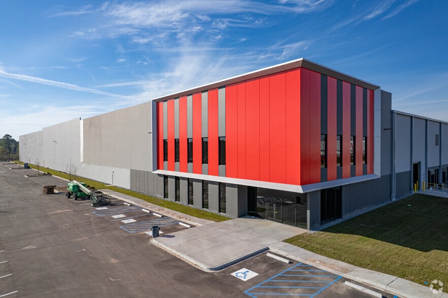 2008 Interstate Centre Blvd, Ellabell, GA for lease - Building Photo - Image 1 of 3